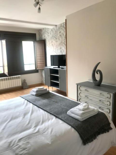 Apartamento Entero El Puente Onís エクステリア 写真