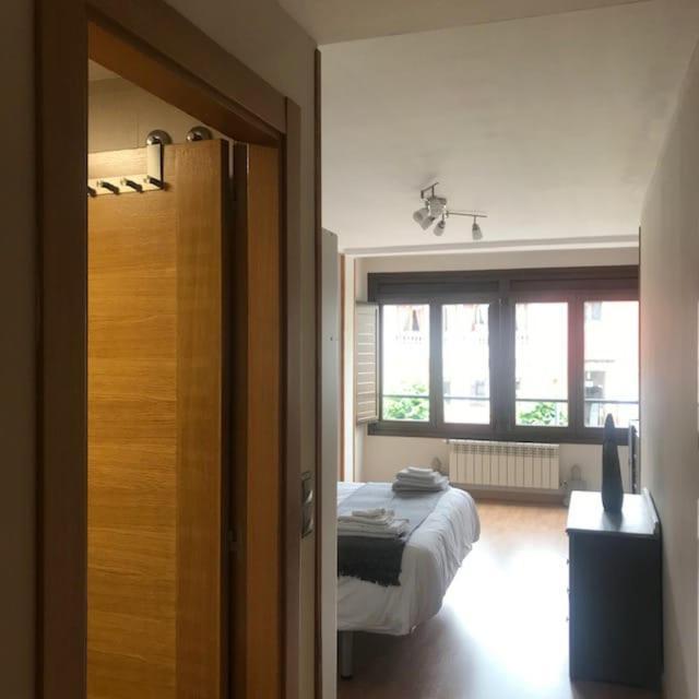 Apartamento Entero El Puente Onís エクステリア 写真
