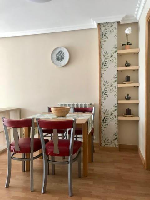 Apartamento Entero El Puente Onís エクステリア 写真