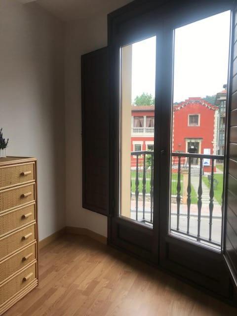 Apartamento Entero El Puente Onís エクステリア 写真