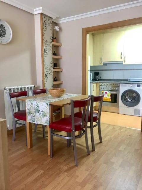 Apartamento Entero El Puente Onís エクステリア 写真